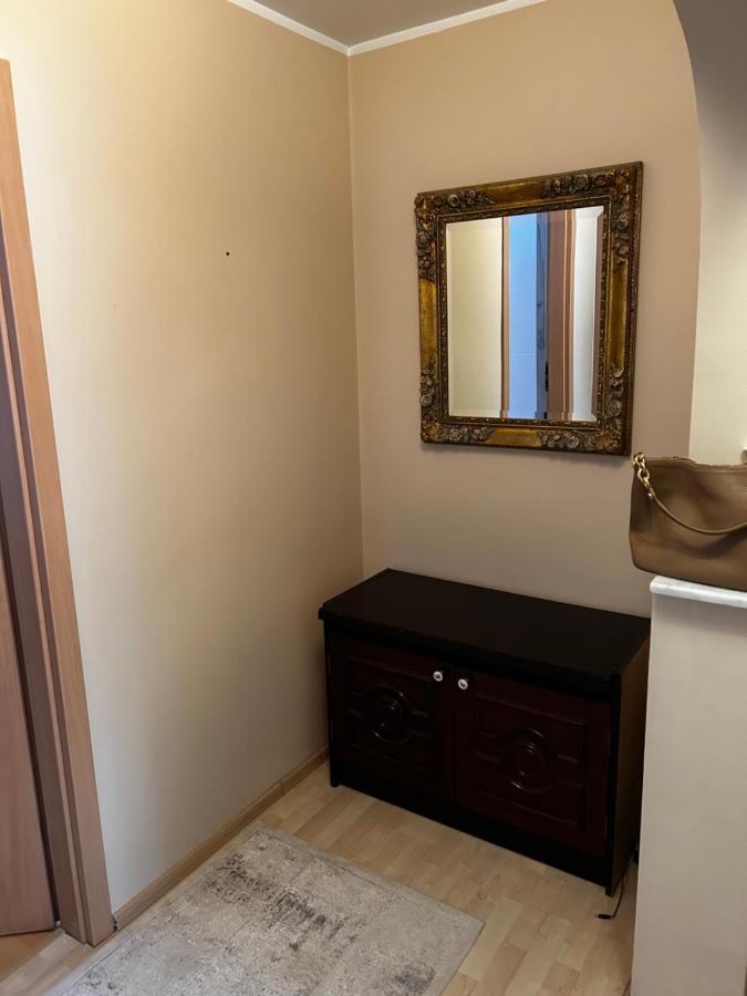 Lalelelor Apartment Suceava Exteriör bild